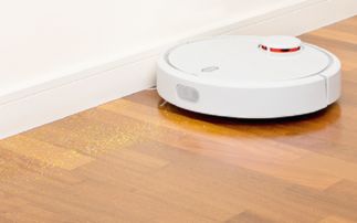 智能清洁地板黑科技 扫地机器人选购指南与清洁服务对比