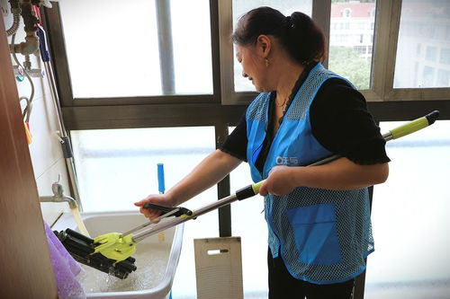 上海试点街道家床服务升级 家政保洁等个性化服务全面启动